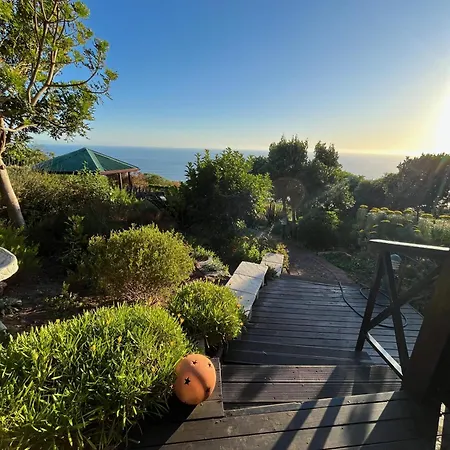 Peaceful Guest Suite With Balcony Views And Garden Setting Brenton-on-Sea Buitenkant foto